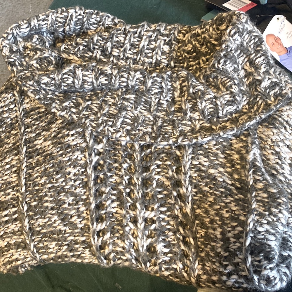 Crew neck shirt